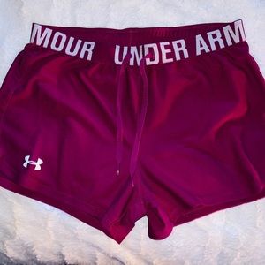 ❌ S O L D ❌ Women’s Under Armour Athletic shorts